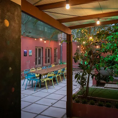 The Loft Hostel Barcelona La Pedrera-3