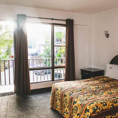 Hotel Suites Royal-3