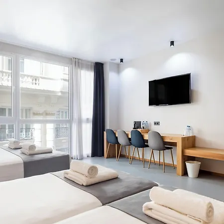 Nalu Valencia Boutique Rooms-2