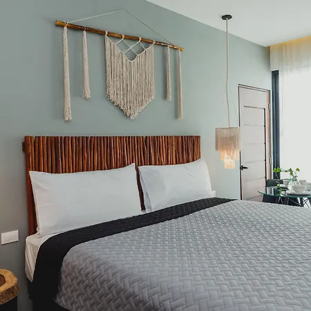 Ah Xok suites 5a Avenida-2