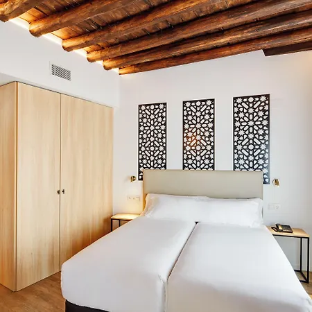 Sercotel Granada Suites-2