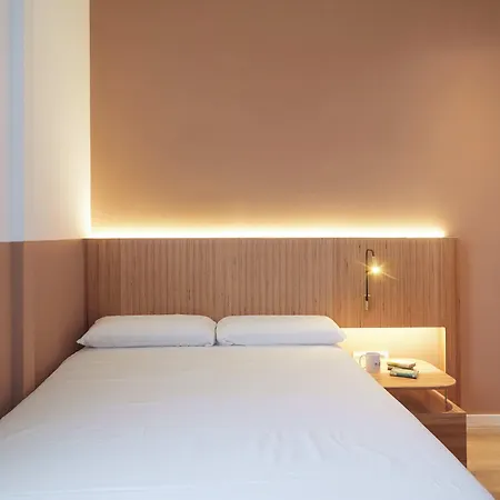 Ola Living Hostal Tetuan-3