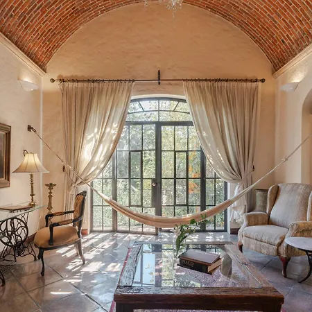 Villa Ganz Boutique Hotel-2