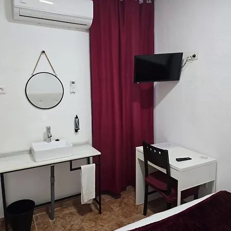 ROOMS Los MONTES-2