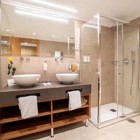 Aparto-Hotel Rosales-2