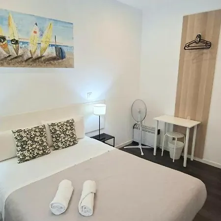 Ayz Javier Cabrini - Auto Check-In Property-2