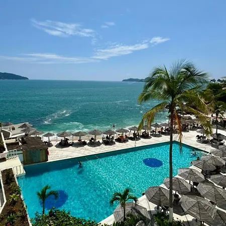 Suites Omega Torres Gemelas-3