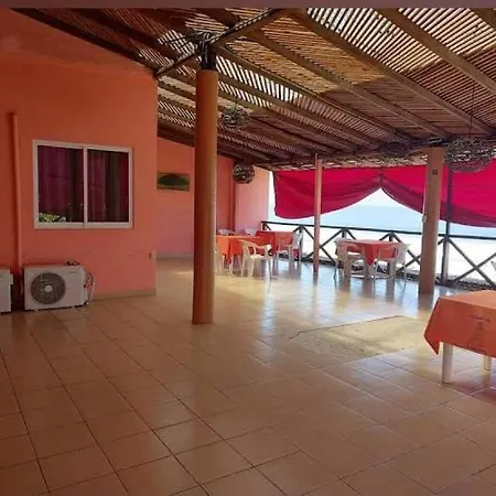 Hotel Restaurante Ricarda Yopes-2