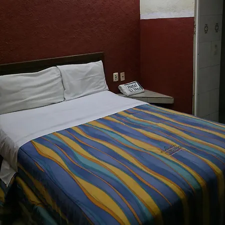 El Pino - Hotel Economico Guadalajara-2