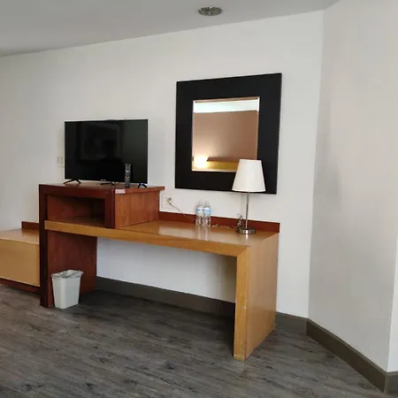 Hotel Mirabel-2