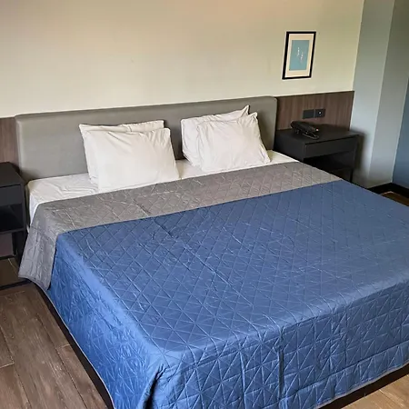 Hotel Le-Gar-2