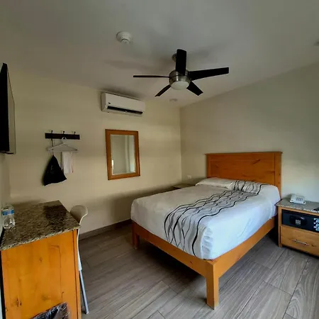 Hotel Baja-2