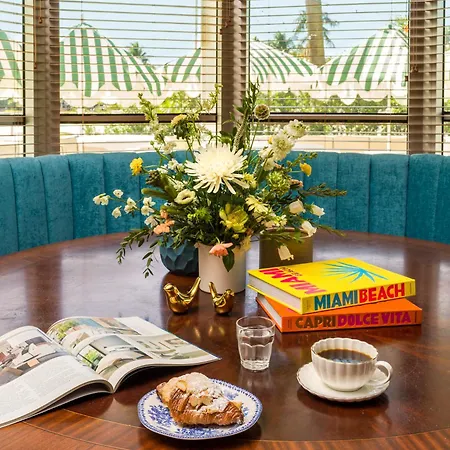 Hotel Trouvail Miami Beach-2