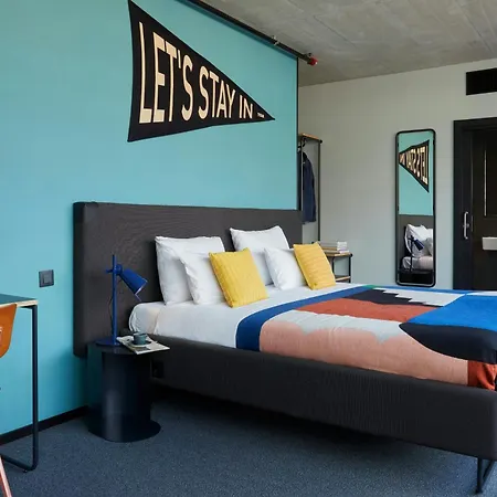 The Social Hub Madrid 4 Star-3