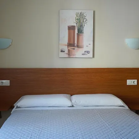 Hostal Costabella-2