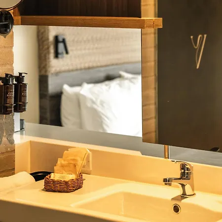 V Grand Hotel, A Member Of Radisson Individuals-2