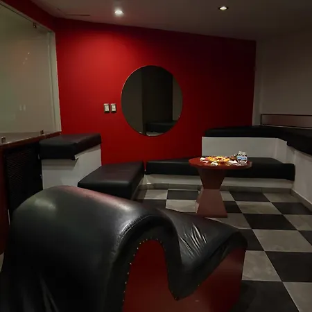 Dluxe Auto Hotel Adults Only-3