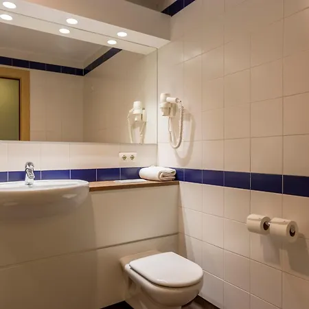 Travelodge Madrid Arturo Soria-2