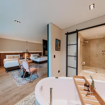1616 Hotel-3