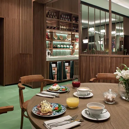 Hotel Colón, a Gran Meliá Hotel - The Leading Hotels of the World-3