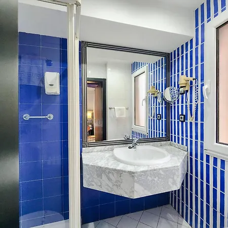 Hotel Faranda Express Pathos Gijón-3