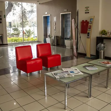 Ibis Monterrey Valle-3
