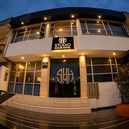 House Studio Hotel-3