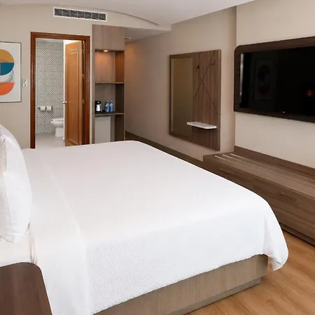 Holiday Inn Express Nuevo Laredo, an IHG Hotel-2