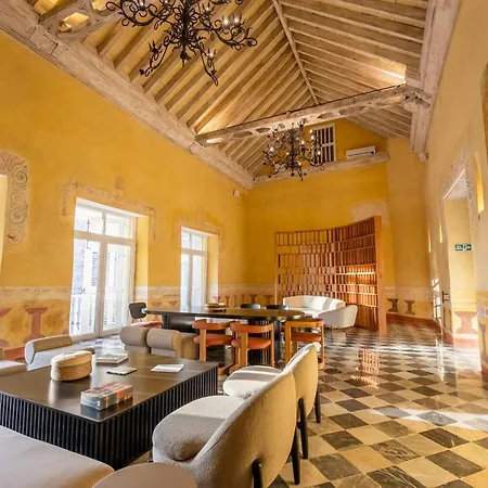 Casa Carolina Luxury Wellness Hotel-3