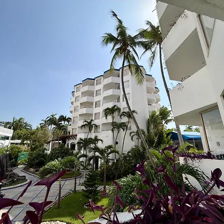 Hotel Acapulco Malibu-2