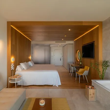 Higuerón Hotel Curio Collection by Hilton-3