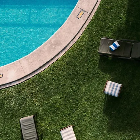 La Reserva Suites-3
