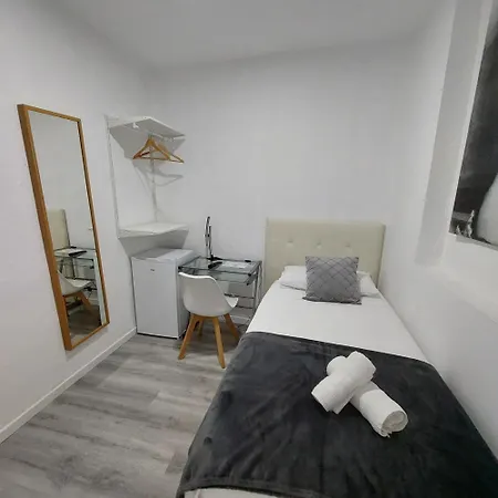 Habitación cerca centro de Madrid-2