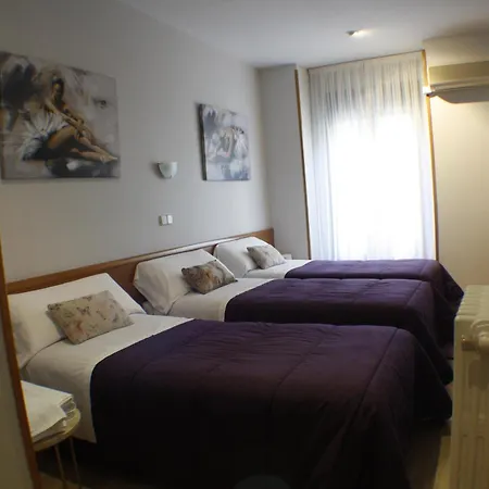 Hostal Santa Cruz-2