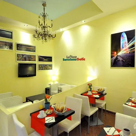 Barcelona Gotic Guesthouse-3