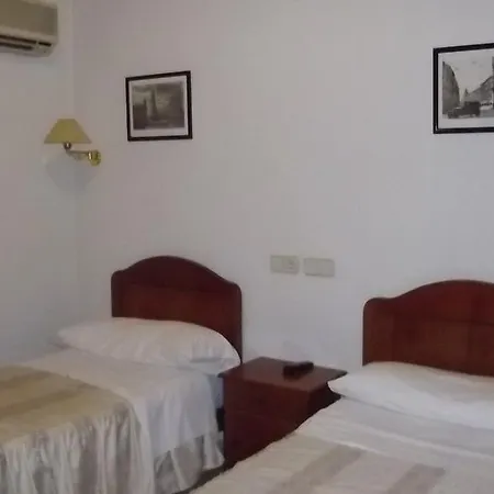 Hostal Rivera - Atocha-2