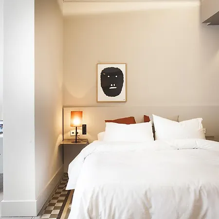 DestinationBCN - Universitat Rooms-3