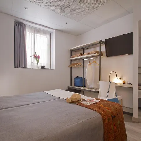 Hostal Benidorm-3