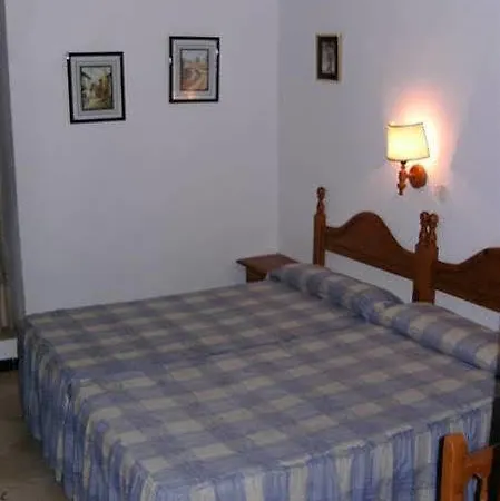 Hostal Alicante-3