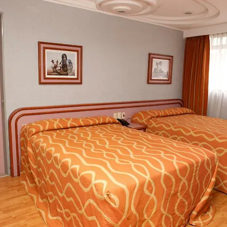 Hotel Cuba-2