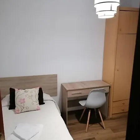 Hostal Forest-2