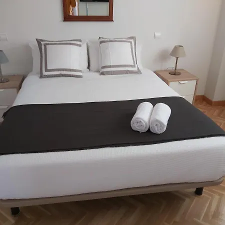 Chalet Avila Rooms-3