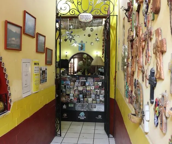 Hostel Casa Zalaoui Guadalajara