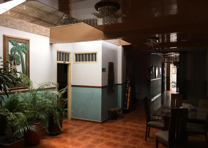 Hotel La Casona Buga