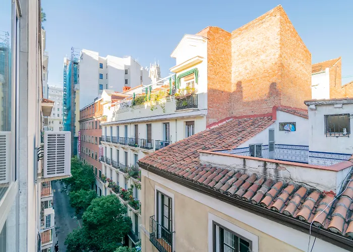 Far Home Gran Vía Madrid