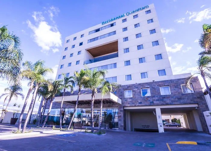 Hotel Crown Victoria Querétaro