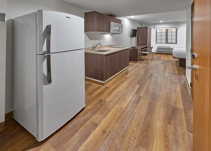 Extended Suites Tijuana Macroplaza