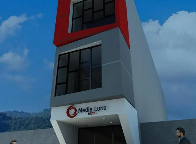 Hotel Media Luna Cúcuta