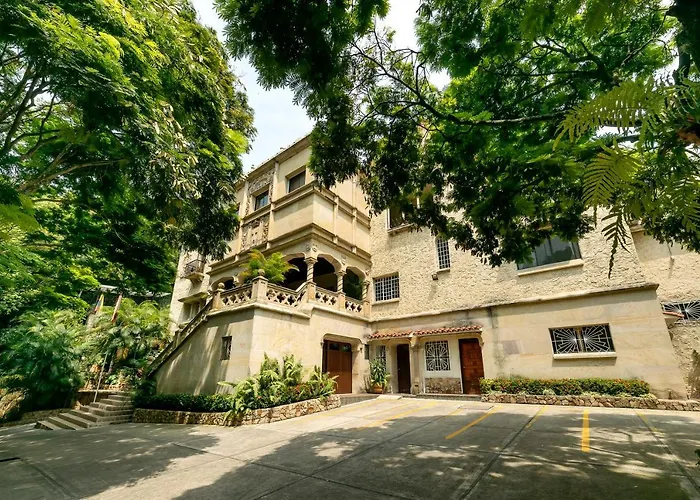 Hotel Stein Colonial Cali