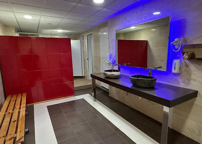 Good Vibes Only Capsule Hostel Málaga